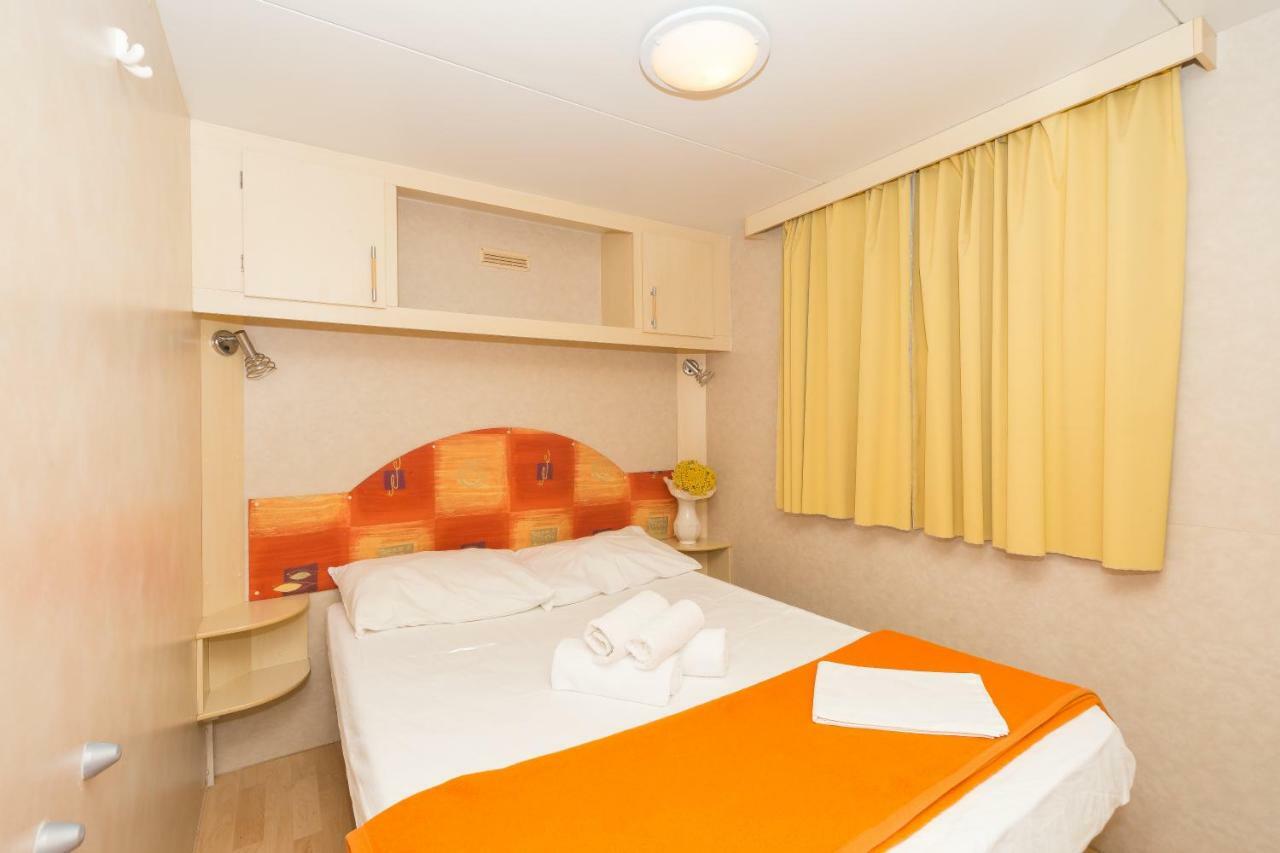 Diana & Josip Mobile Homes Biograd Na Moru Dış mekan fotoğraf