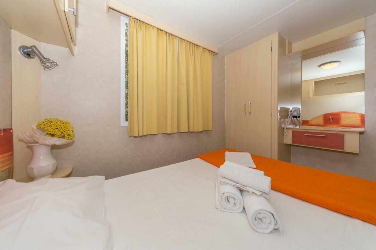 Diana & Josip Mobile Homes Biograd Na Moru Dış mekan fotoğraf