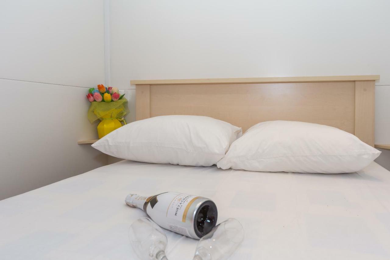 Diana & Josip Mobile Homes Biograd Na Moru Dış mekan fotoğraf